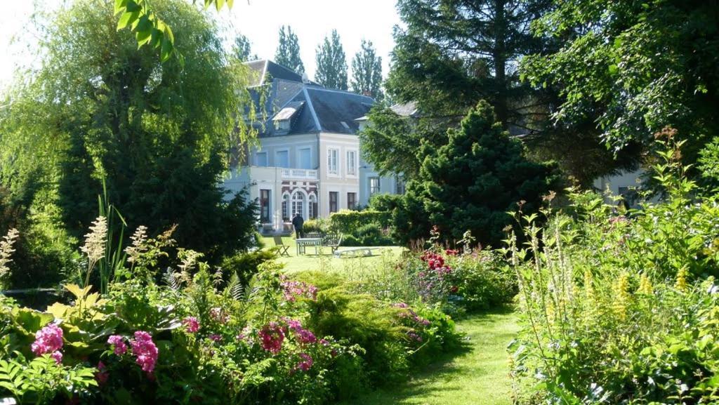 Au Jardin Des Deux Ponts Bed & Breakfast Abbeville Exterior foto